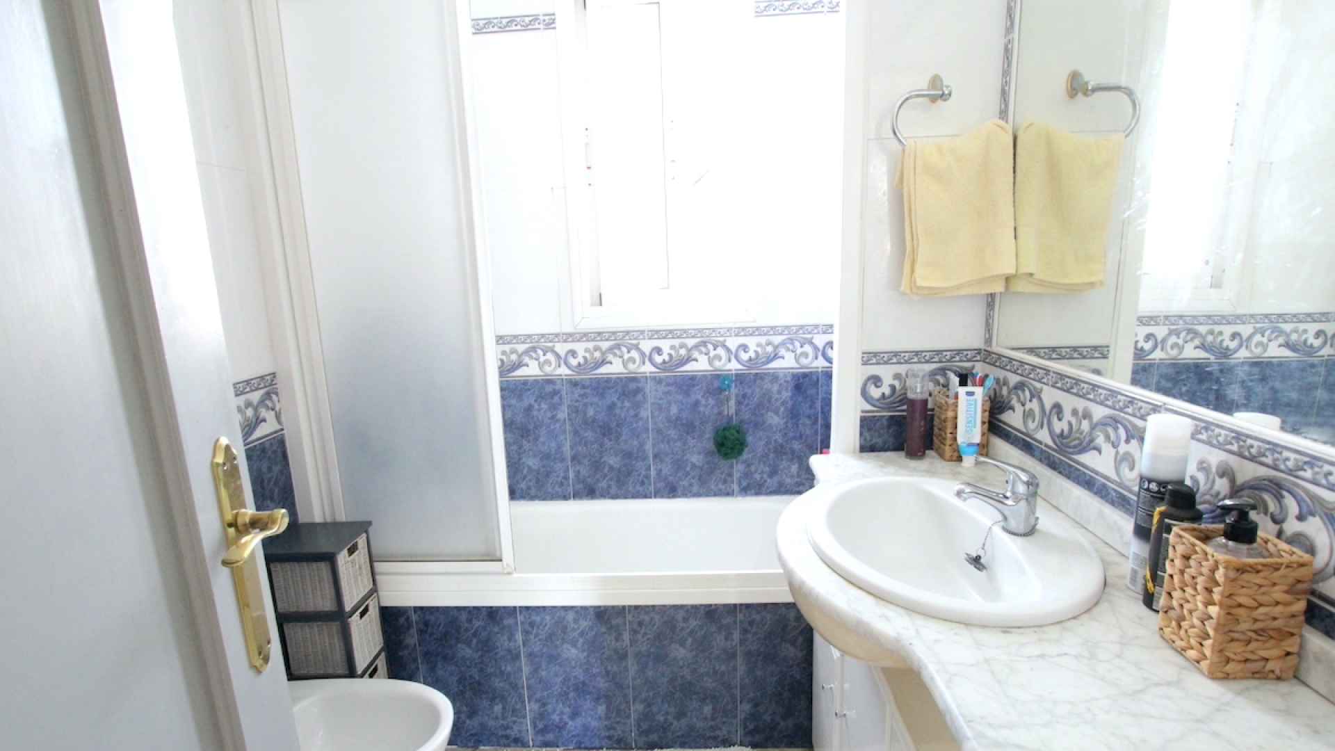 49044_sun_drenched_semi_detached_property_with_pool_views_120625085339_img_4183