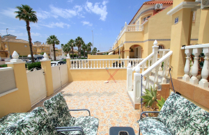 49044_sun_drenched_semi_detached_property_with_pool_views_120625085347_img_4117
