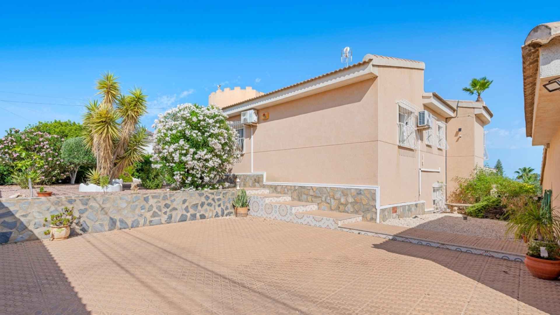 sale-villa-ciudad-quesada-rojales_220382_lg