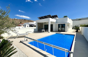 400-2010, Three Bedroom Villas In Benijofar.