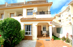 49032_wonderful_three_bedroom_end_townhouse_with_sea_views_060625140600_img_3807
