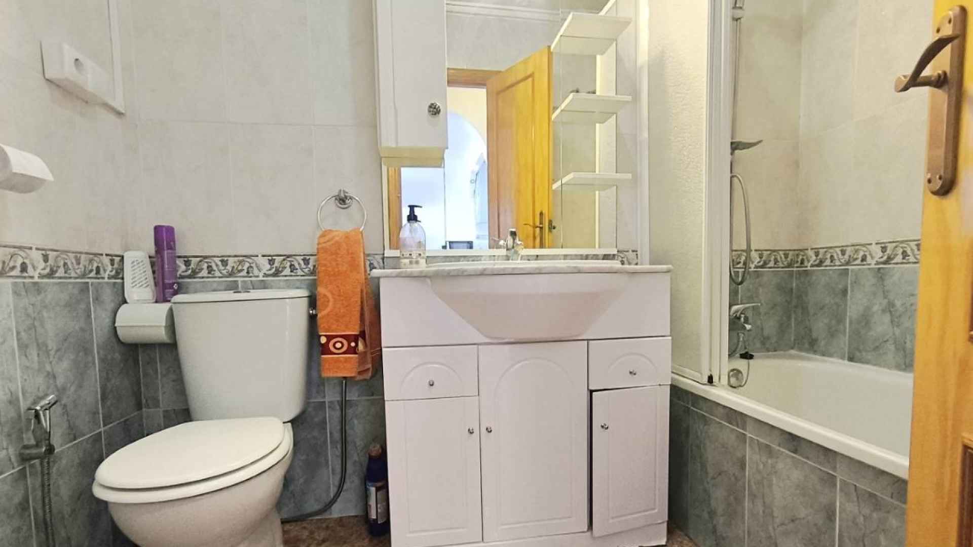 re-sale-apartment-torrevieja-jardin-del-mar_70065_xl