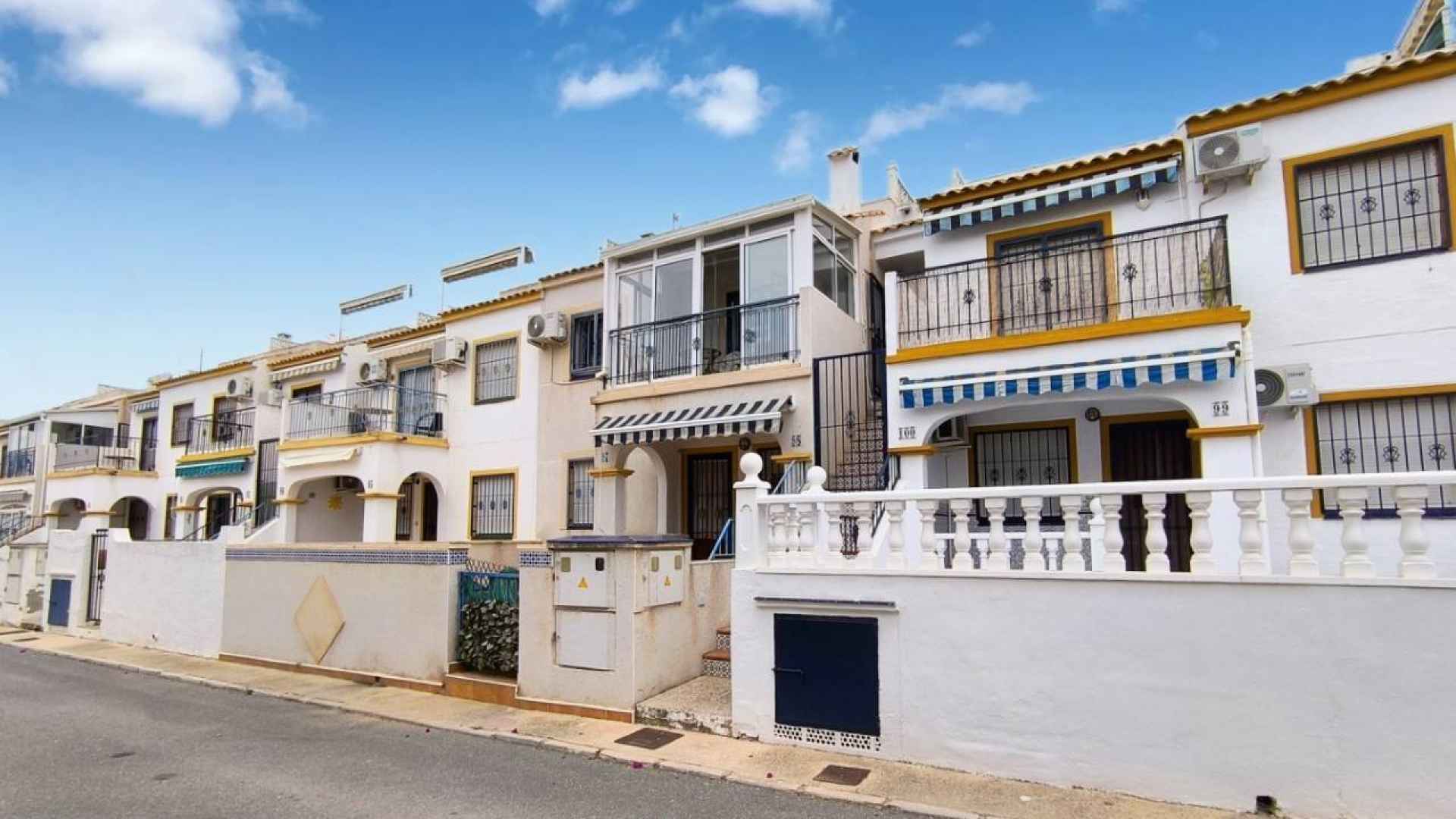 re-sale-apartment-torrevieja-jardin-del-mar_70077_xl