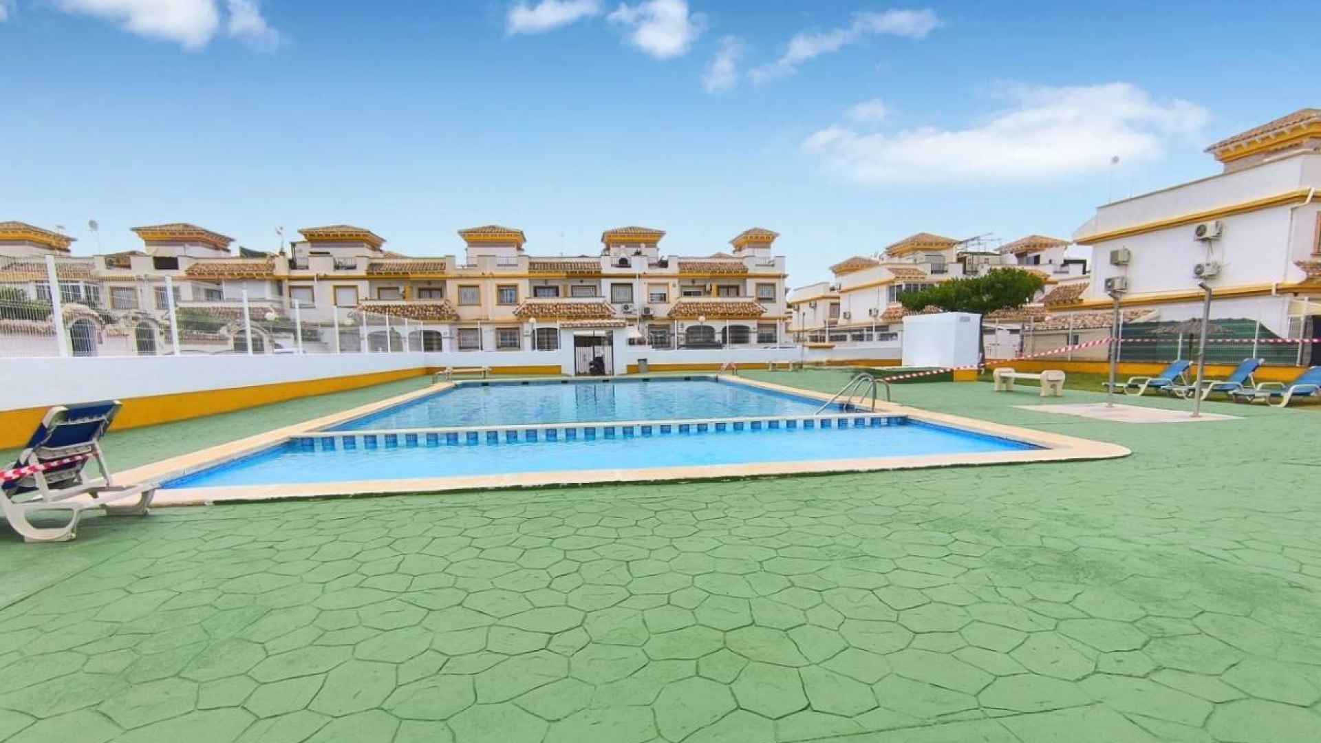 re-sale-apartment-torrevieja-jardin-del-mar_70078_xl