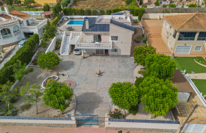 200-4488, Four Bedroom Detached Villa In Lomas De La Juliana.