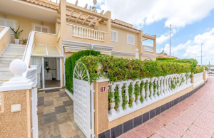 200-4182, Two Bedroom Ground Floor Apartment In Playa Flamenca.