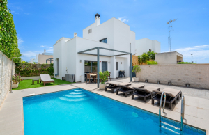 200-4194, Three Bedroom Detached Villa In Pueblo Bravo, Ciudad Quesada.