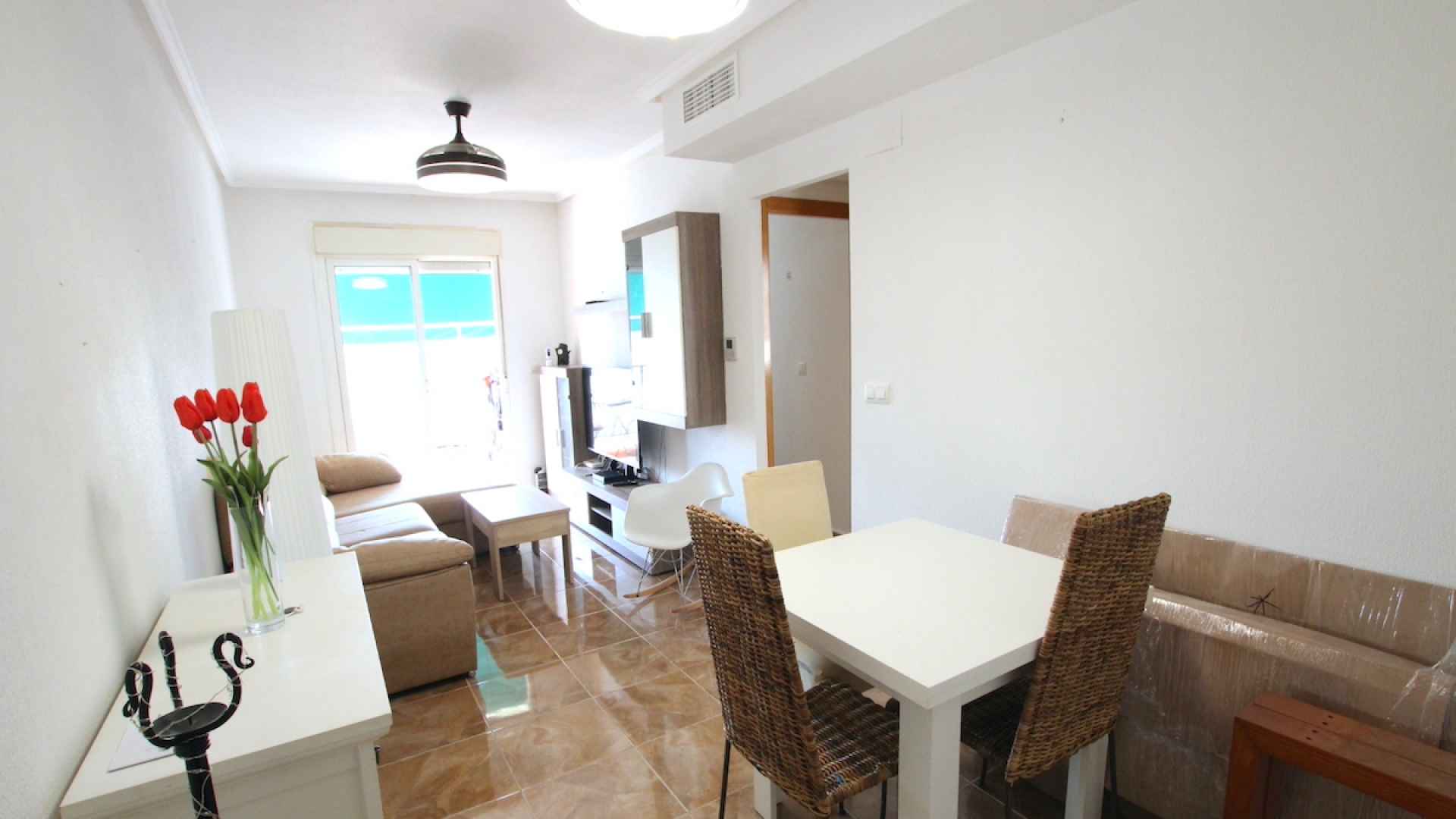 49043_spacious_2_bed_top_floor_apartment_benijofar_high_street_110625164931_img_4269