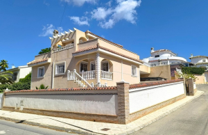 200-4306, Seven Bedroom Detached Villa In Ciudad Quesada.