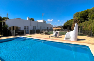200-4307, Five Bedroom Detached Villa In Benijofar.