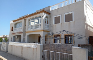 200-4328, Two Bedroom Ground Floor Apartment In Daya Vieja.