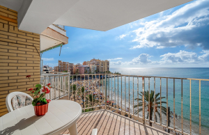 200-4333, Three Bedroom, 6th Floor Apartment Frontline Playa Del Cura, Torrevieja.