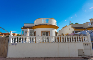 200-4331, Two Bedroom Detached Villa In El Raso, Guardamar Del Segura.