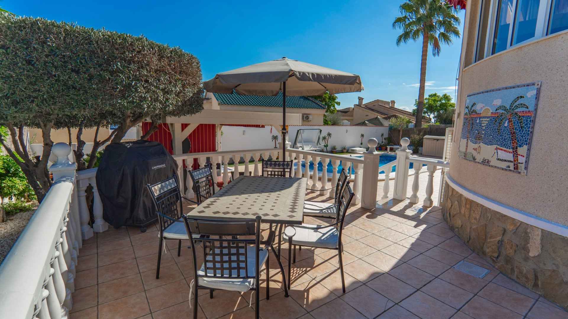 luxury-villa-in-costa-blanca_299052_xl