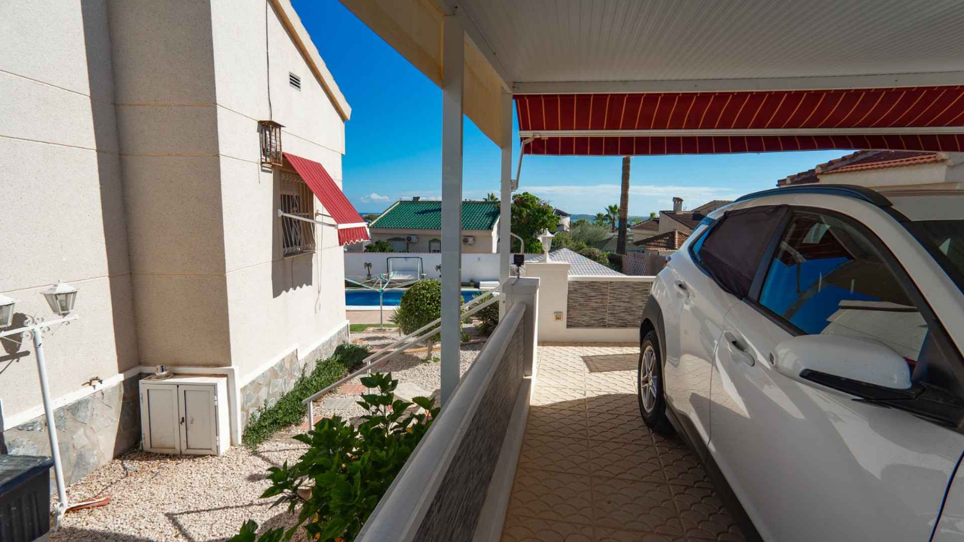 luxury-villa-in-costa-blanca_299055_xl