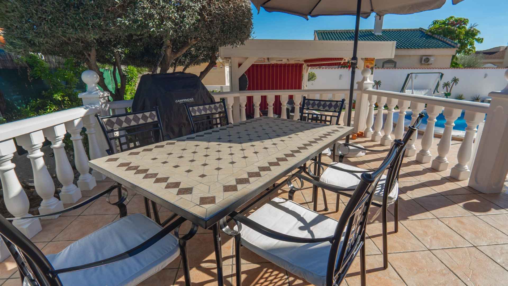 villa-with-pool-in-sale-costa-blanca_299097_xl