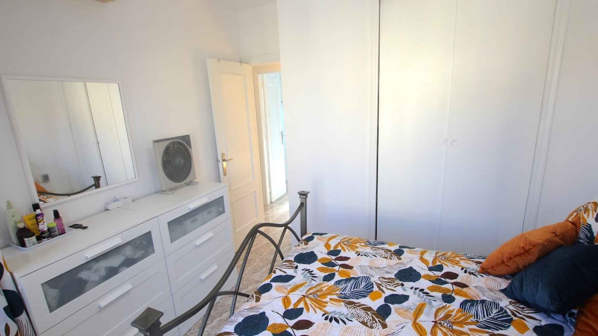 49146_bright_and_spacious_3_bedroom_townhouse_in_lo_crispin_160925190107_img_7164