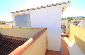 49146_bright_and_spacious_3_bedroom_townhouse_in_lo_crispin_160925190105_img_7141