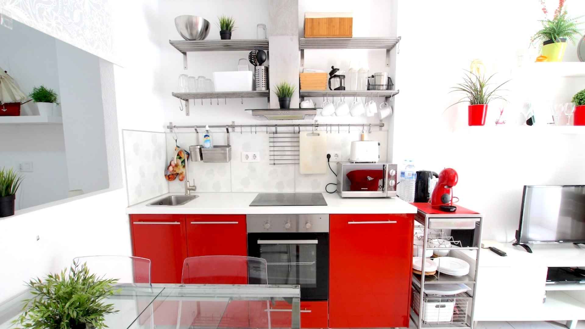 49140_stylish_one_bedroom_apartment_with_sea_views_110925135232_img_6843