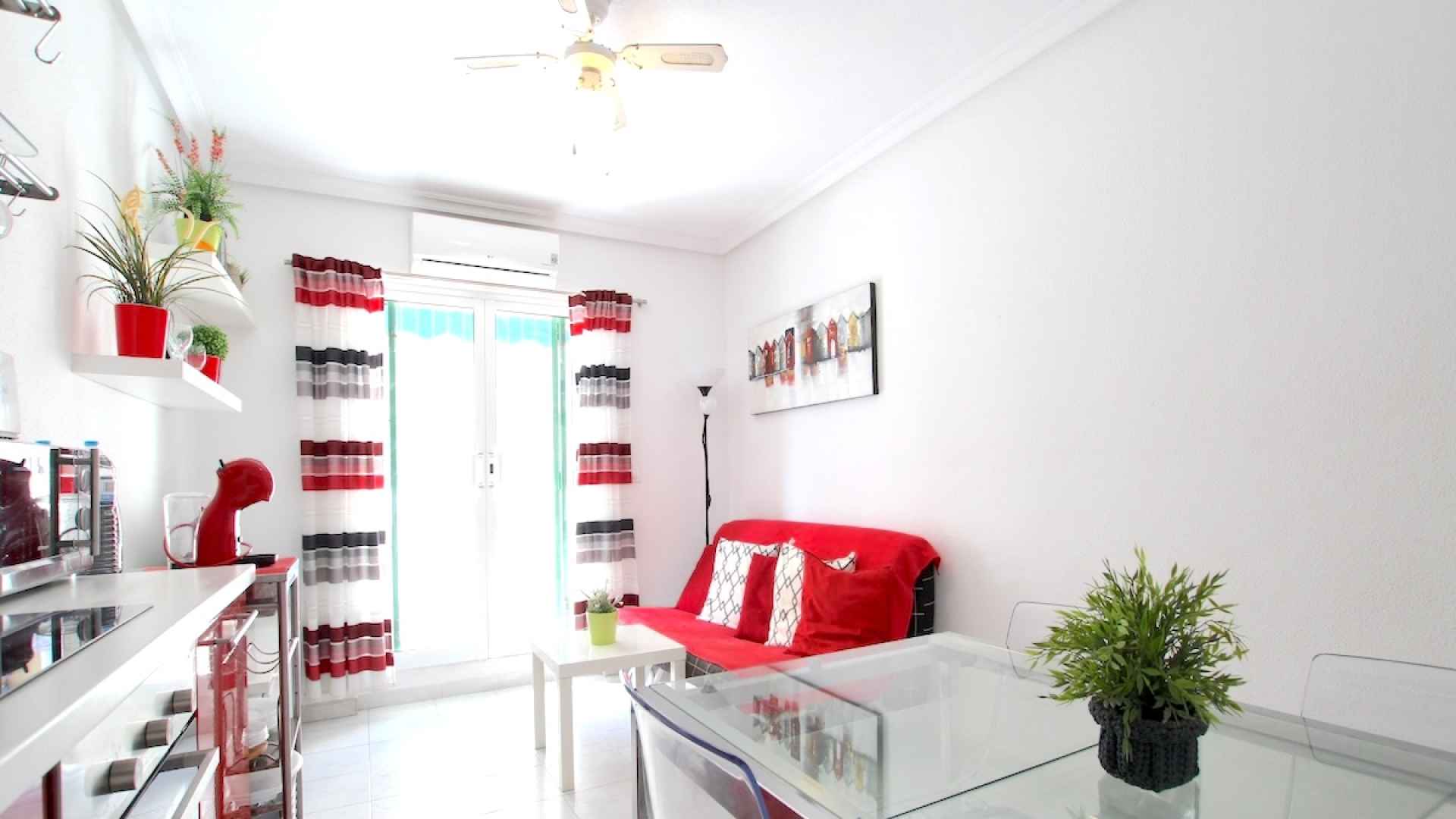 49140_stylish_one_bedroom_apartment_with_sea_views_110925135233_img_6839