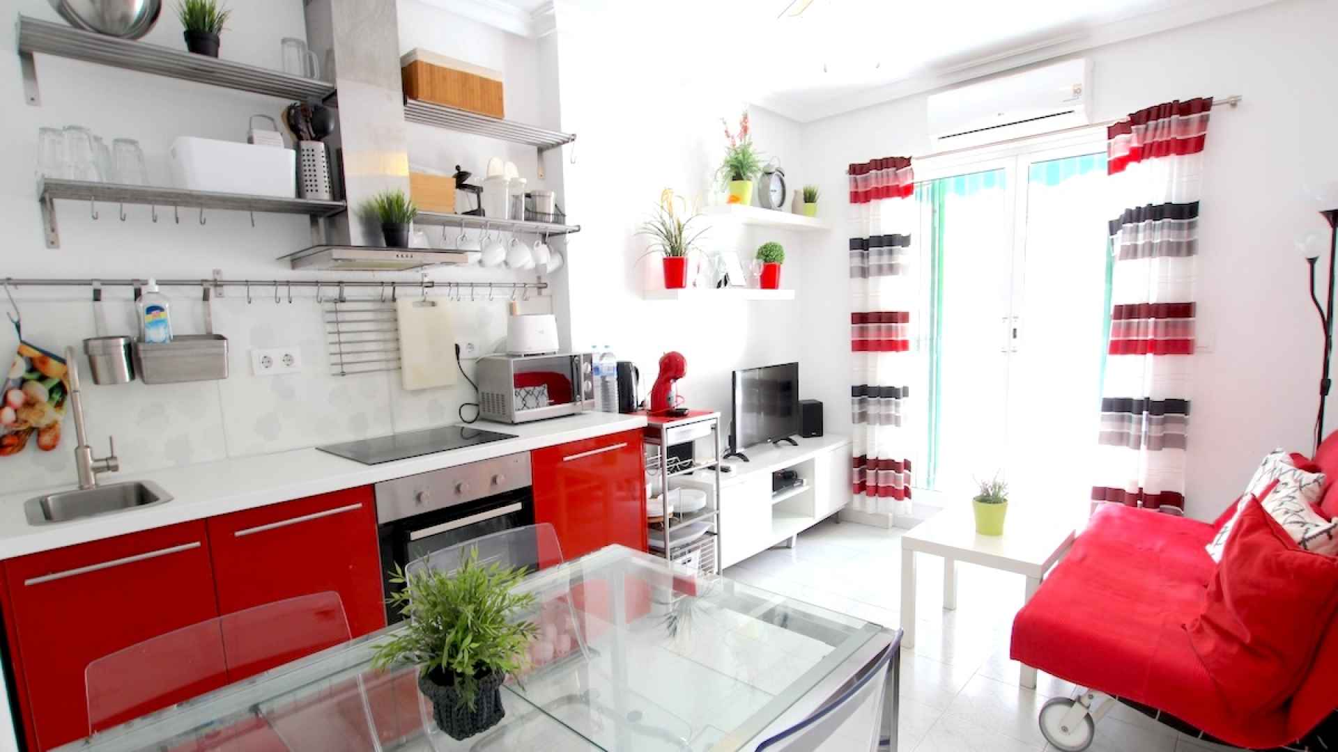 49140_stylish_one_bedroom_apartment_with_sea_views_110925135235_img_6838