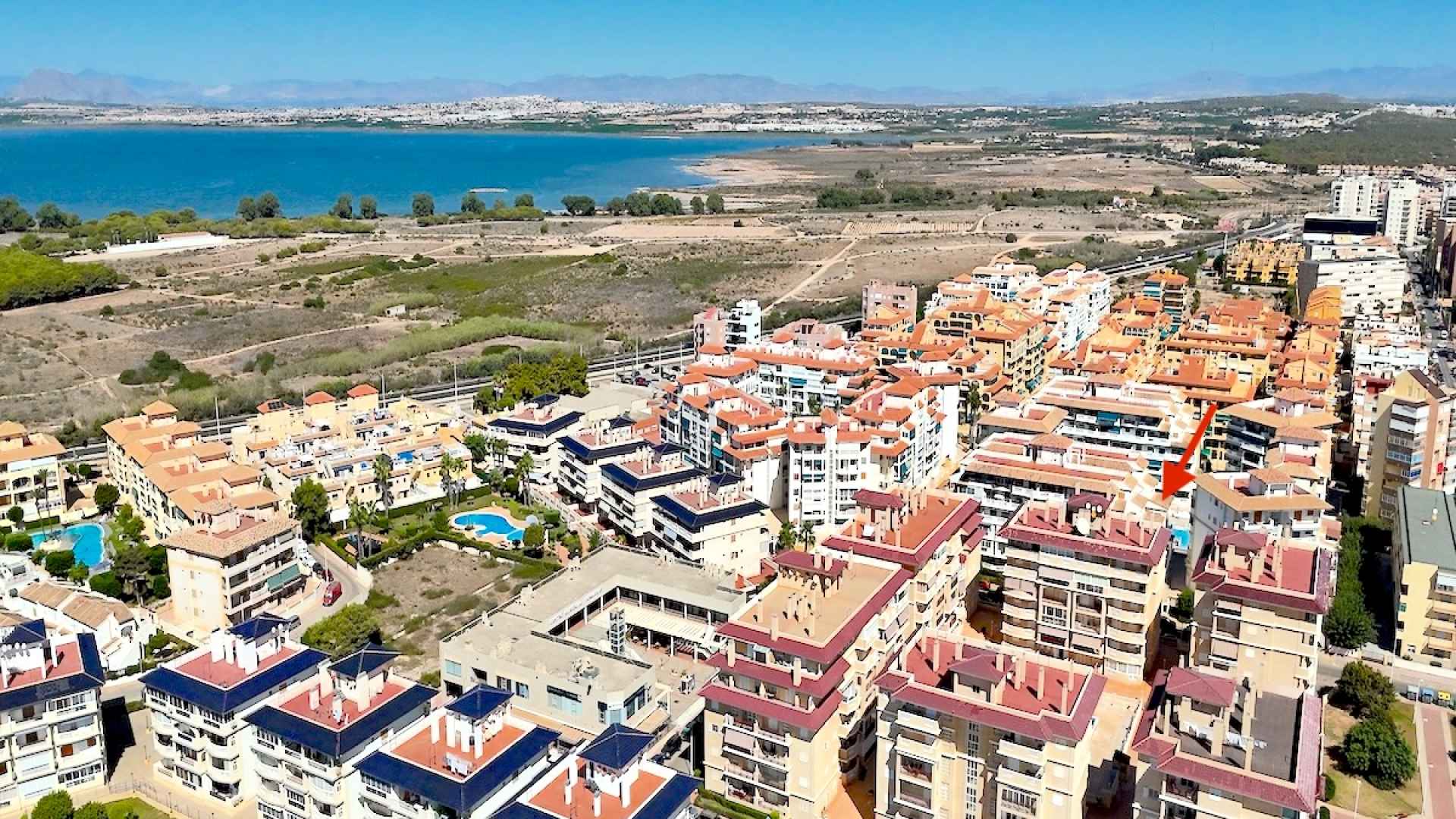 49140_stylish_one_bedroom_apartment_with_sea_views_110925135237_dji_20250911120246_0004_d