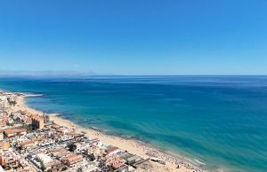 49140_stylish_one_bedroom_apartment_with_sea_views_110925135234_dji_20250911120357_0011_d