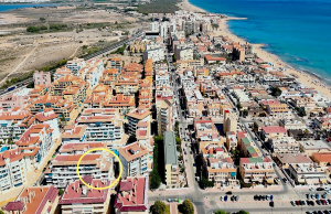 49140_stylish_one_bedroom_apartment_with_sea_views_110925135236_dji_20250911120346_0010_d