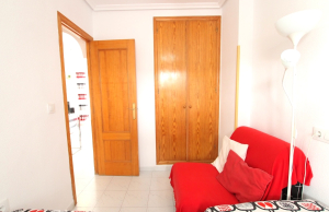 49140_stylish_one_bedroom_apartment_with_sea_views_110925135236_img_6832