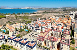 49140_stylish_one_bedroom_apartment_with_sea_views_110925135237_dji_20250911120246_0004_d