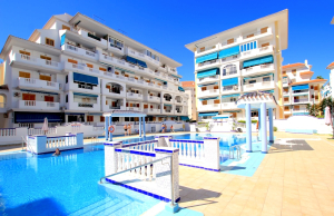 49140_stylish_one_bedroom_apartment_with_sea_views_110925135237_img_6873