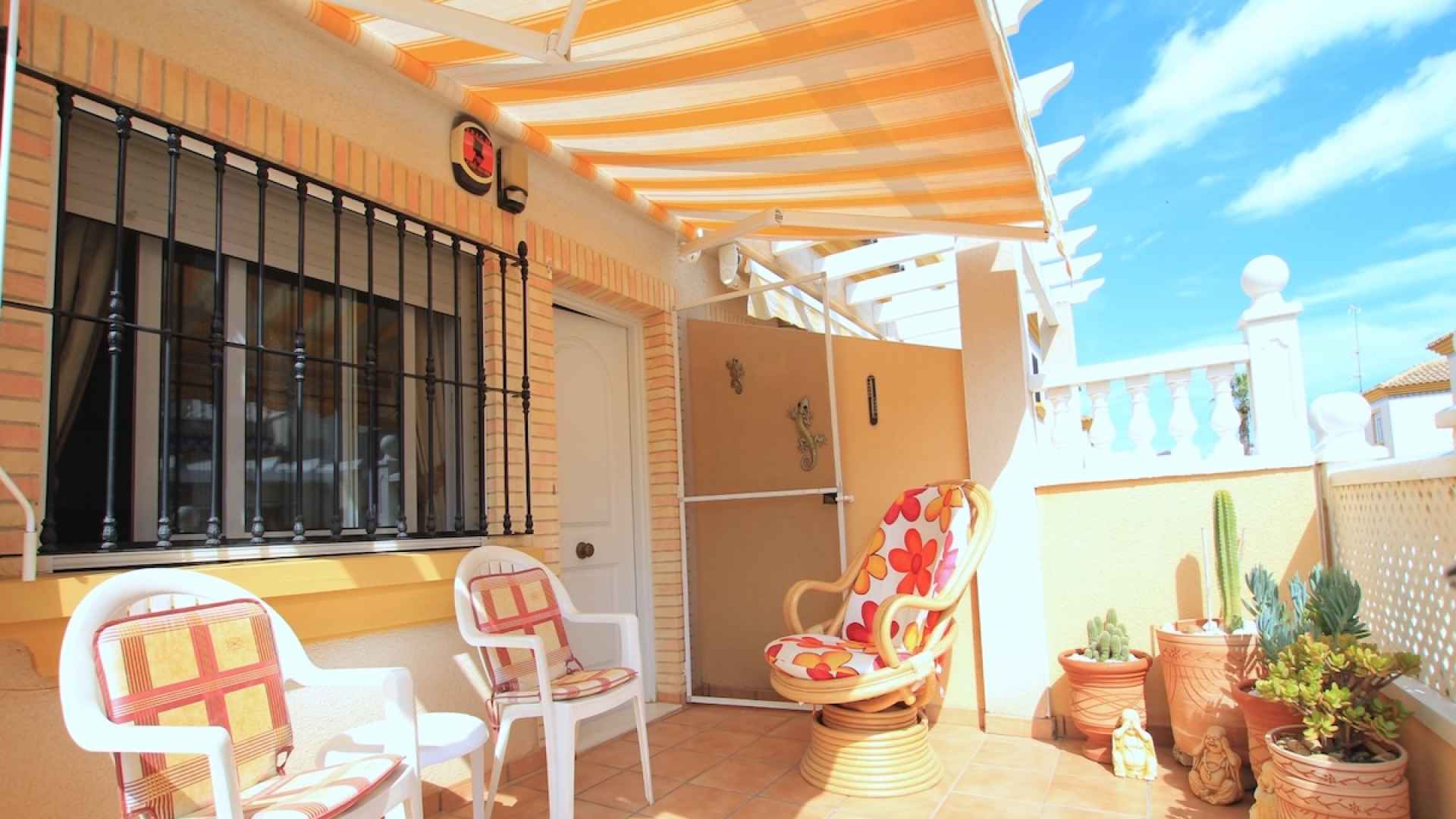 49153_sun_drenched_3_bedroom_property_with_a_large_garden_250925162035_img_7597