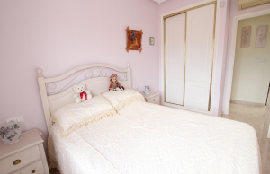 49153_sun_drenched_3_bedroom_property_with_a_large_garden_250925162031_img_7517