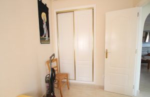 49153_sun_drenched_3_bedroom_property_with_a_large_garden_250925162031_img_7574