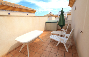 49153_sun_drenched_3_bedroom_property_with_a_large_garden_250925162033_img_7530