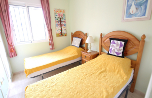 49153_sun_drenched_3_bedroom_property_with_a_large_garden_250925162034_img_7556