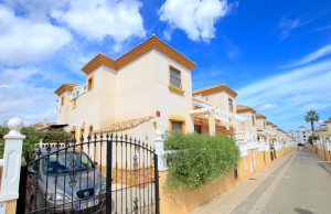 49153_sun_drenched_3_bedroom_property_with_a_large_garden_250925162036_img_7509