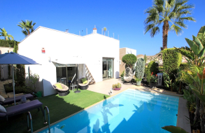 Ref:200-4384-Three Bedroom Detached Villa In Benijofar.-Alicante-Spain-Villa-Resale