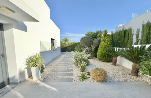 o_1j8as52vj1ivb2s5pgi189q25r2k