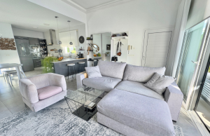 o_1j8as52vk17e01b07pr1295psm2r