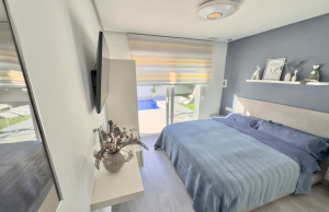 o_1j8as52vkg4ehnnuq41mrb13o138