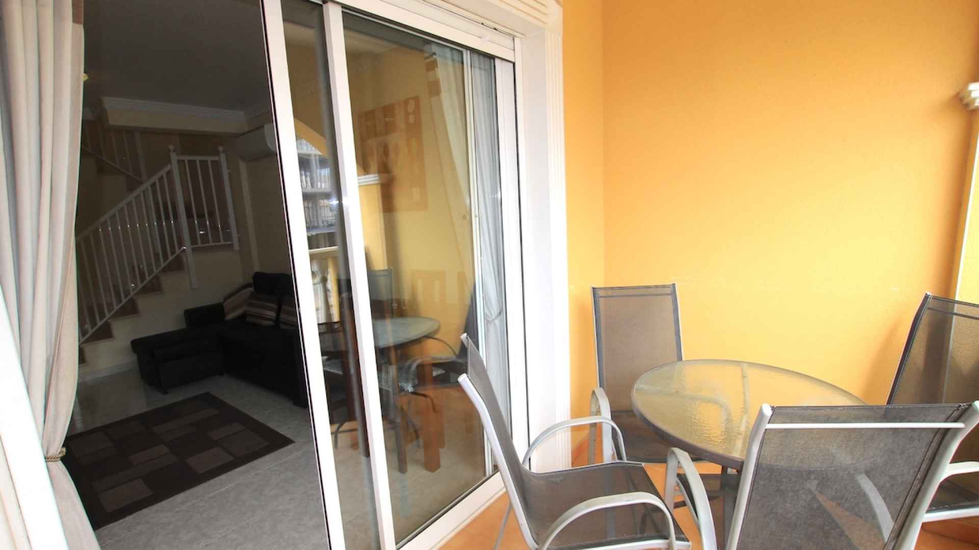 49160_fabulous_2_bedroom_duplex_style_townhouse_village_setting_071025183338_img_8264