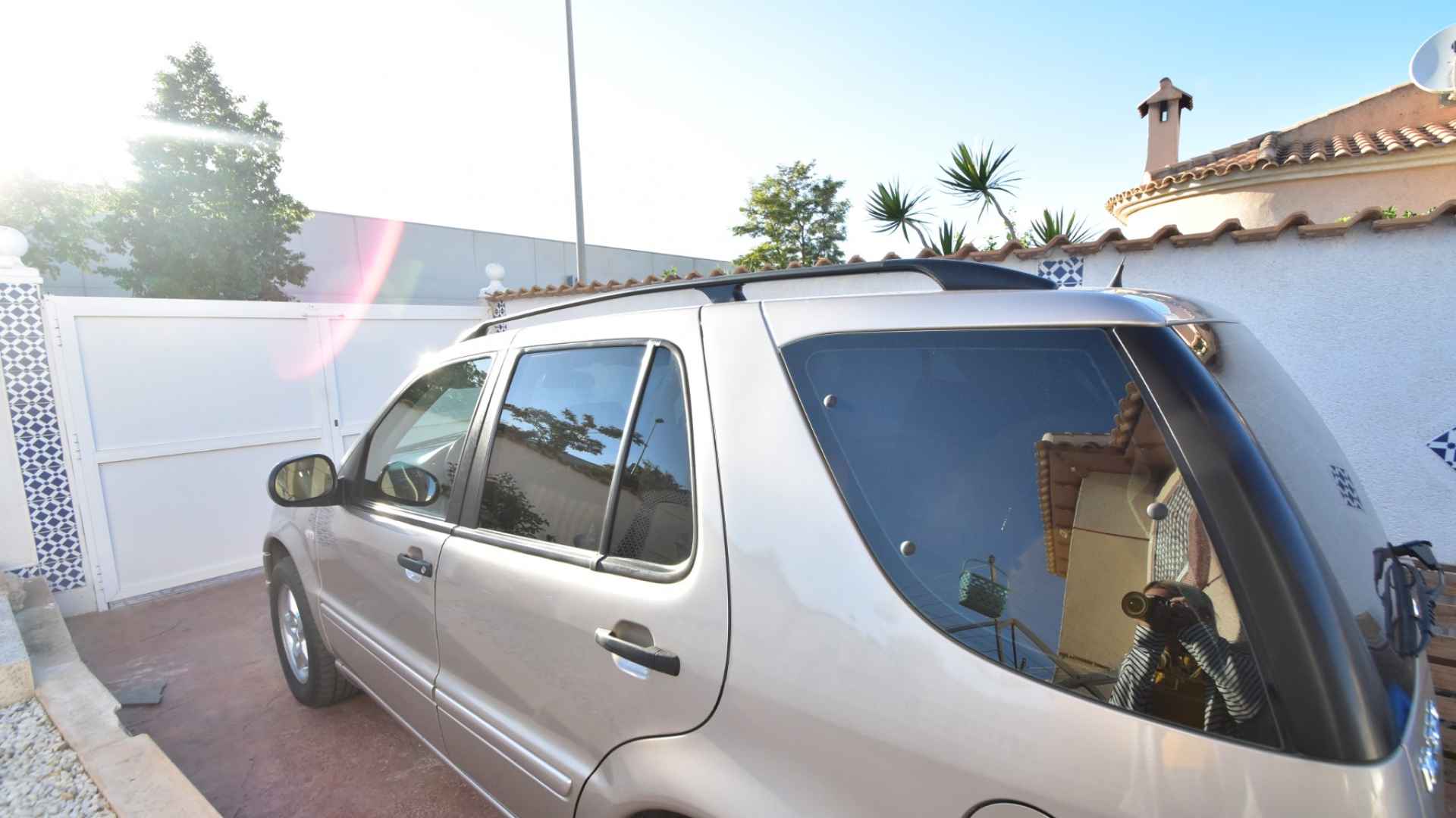 o_1j97l9tad1gv44vq1le2ggta3t2f