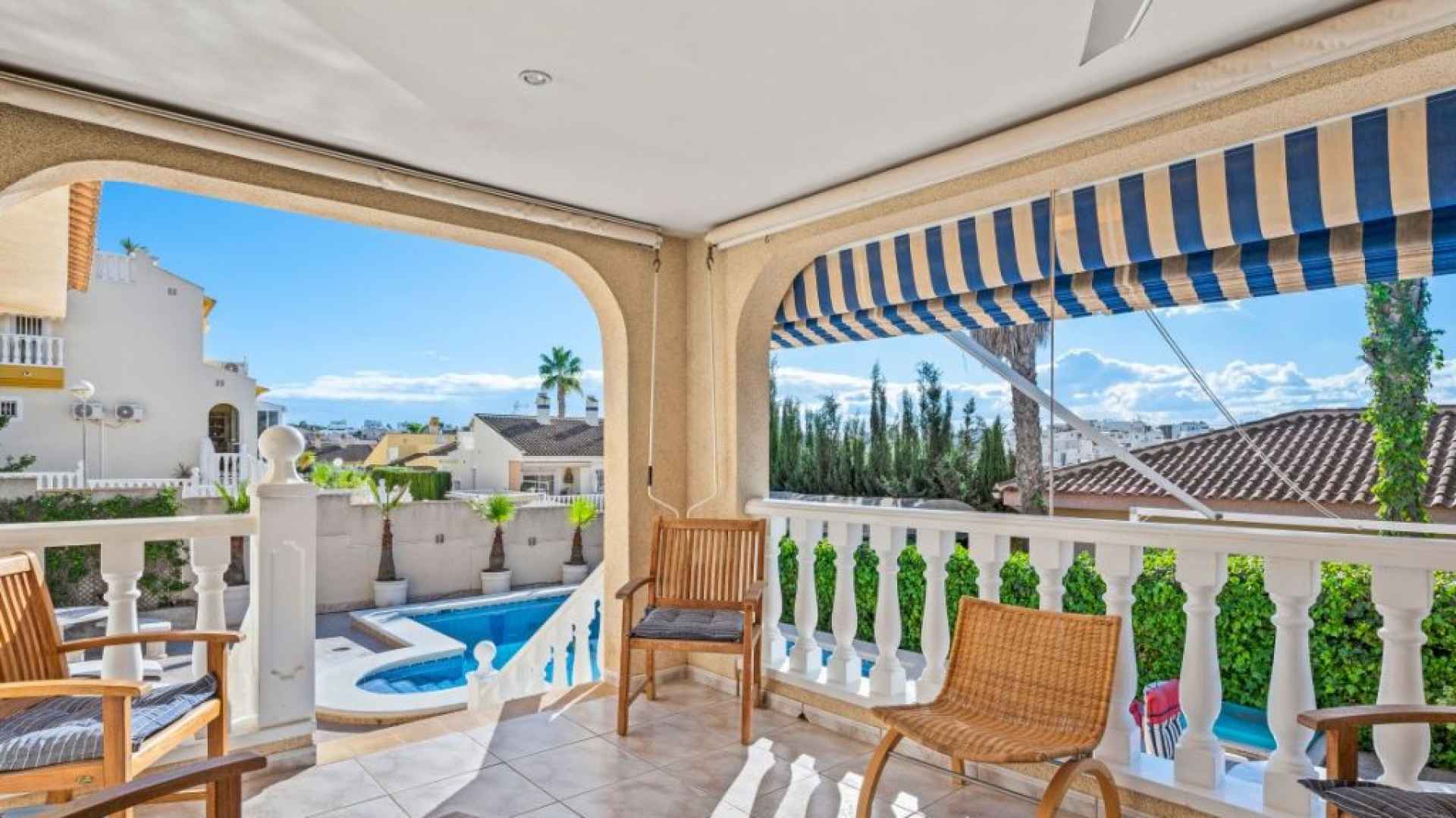 frontpic10-be707-1024x768