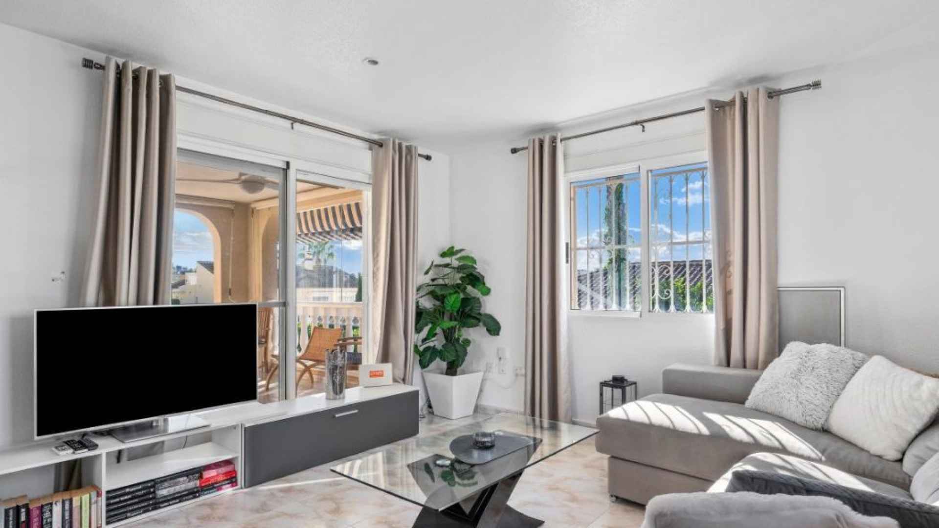 frontpic34-be707-1024x768