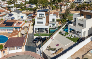 200-4436, Four Bedroom Detached Villa In Central Ciudad Quesada.