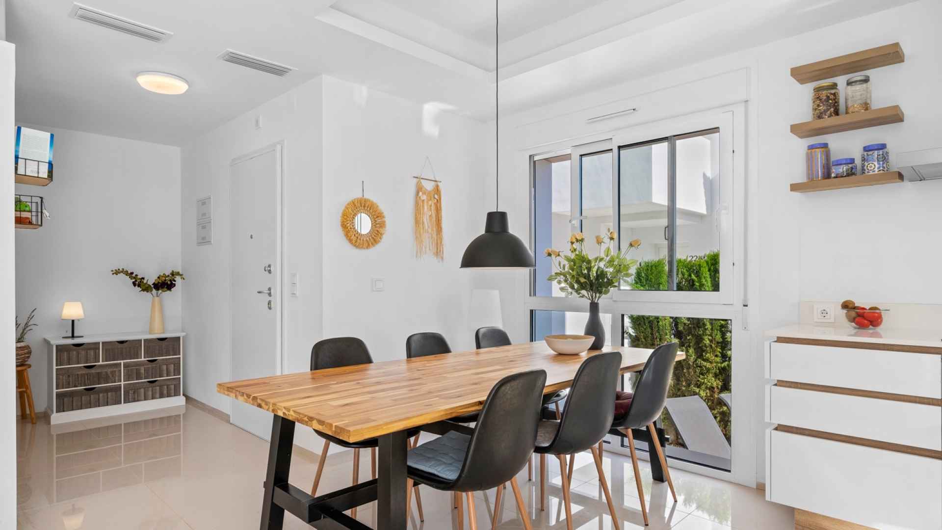 5aabbee1-b59f-4c29-9d5a-6352bb35f2a9