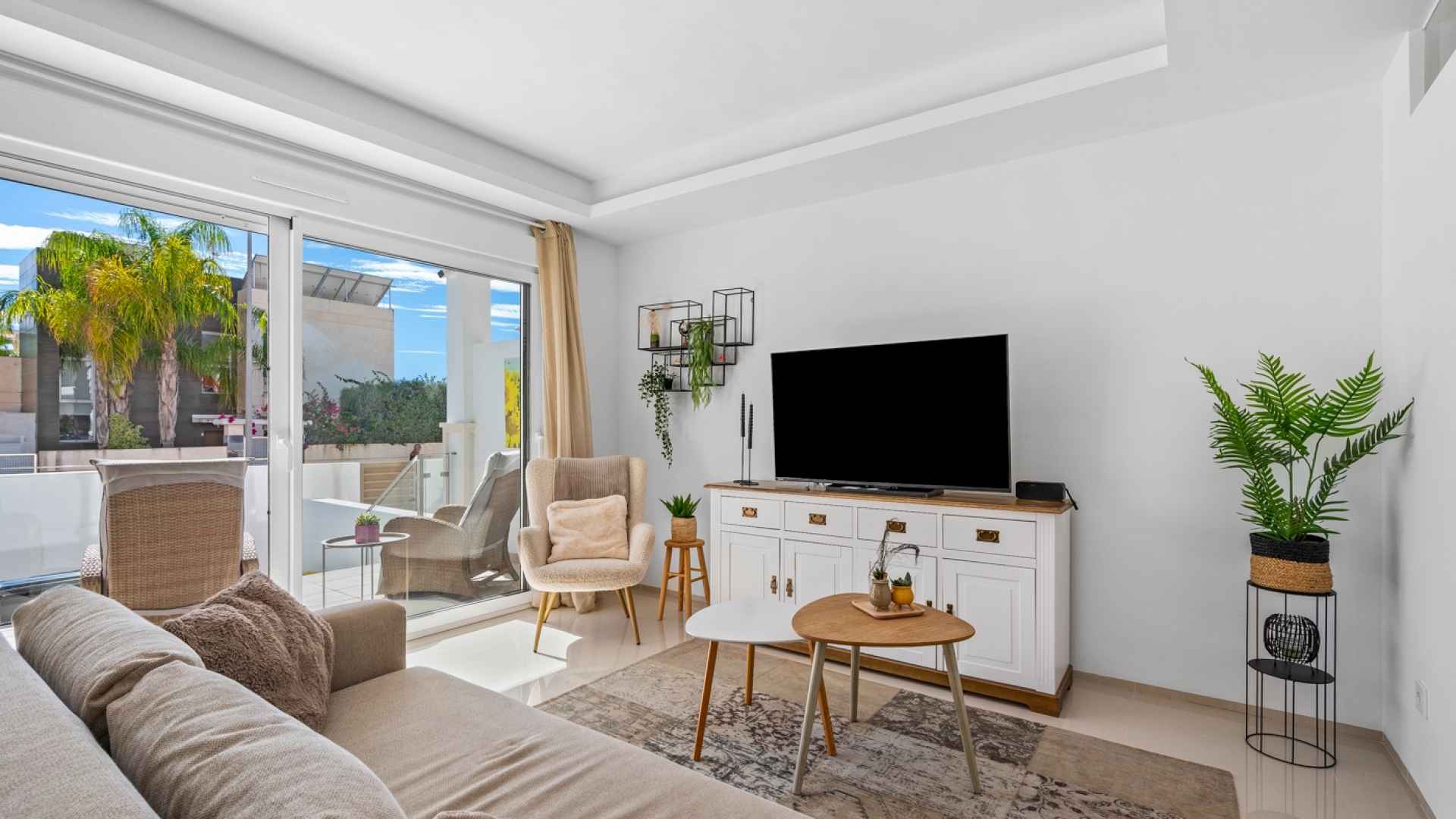 5c51bec4-e871-4a8e-8946-76875e6c52cd