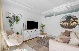 1a5b2315-a776-4a88-8220-5b673da70d46