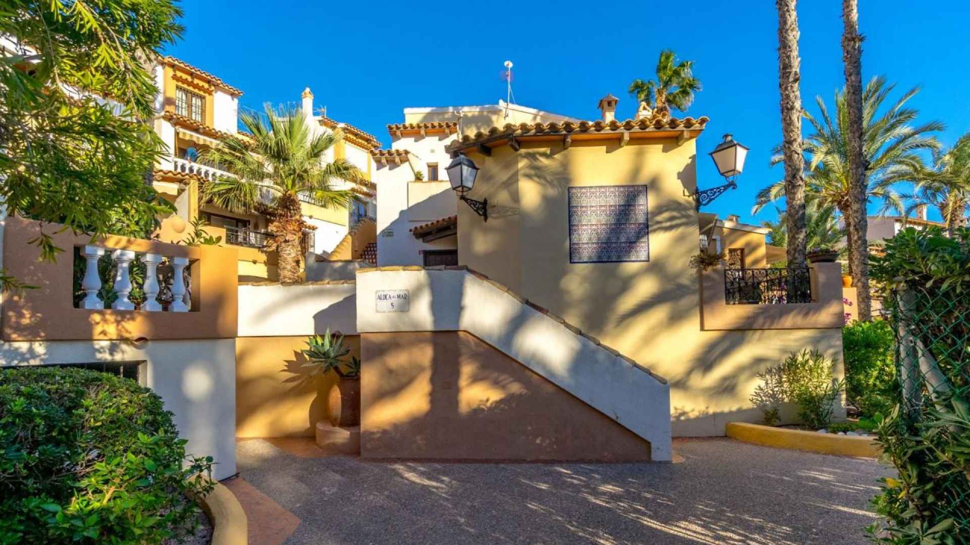 resale-penthouse-duplex-torrevieja-playa-de-los-locos_164743_xl